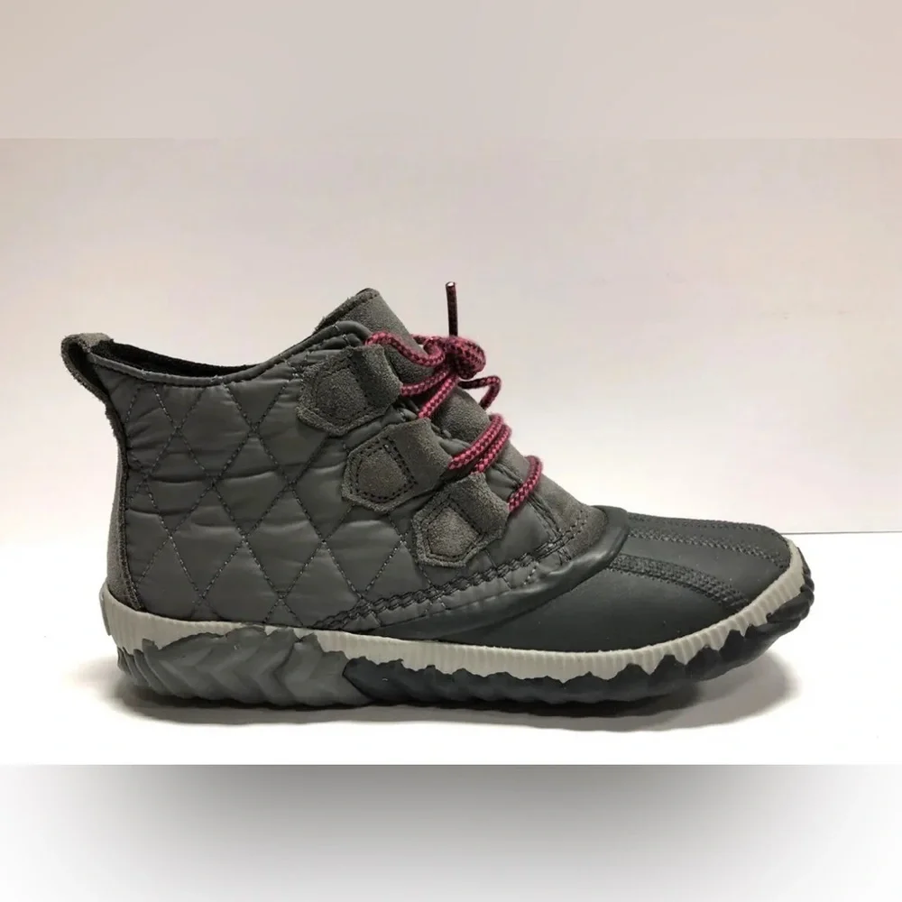 Sorel Women's Out N About Plus, Waterproof Gray Boots, Size 6M